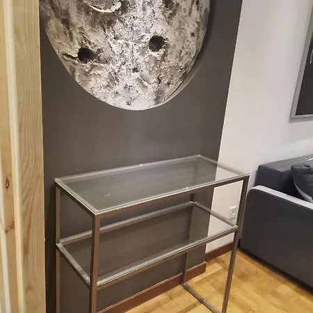 Appartamento Niesamowita Nowoczensa Kawalerka W Centrum Kmicica