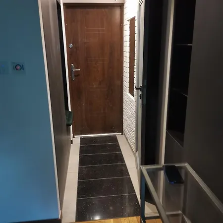 Niesamowita Nowoczensa Kawalerka W Centrum Kmicica Otwock