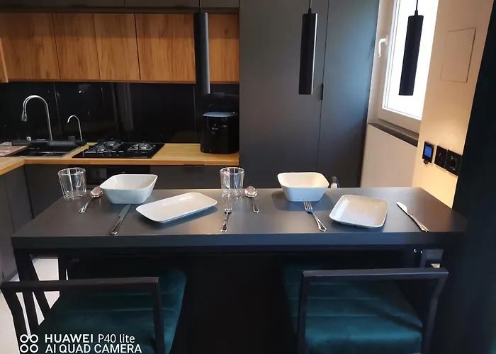 Niesamowita Nowoczensa Kawalerka W Centrum Kmicica Otwock