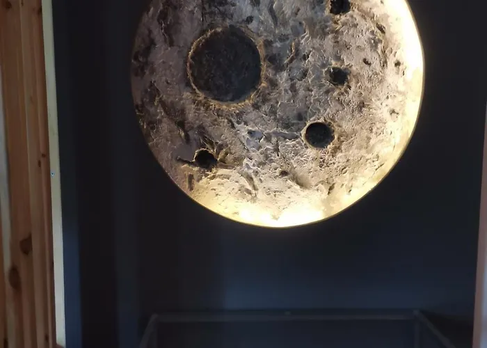 Niesamowita Nowoczensa Kawalerka W Centrum Kmicica * Otwock